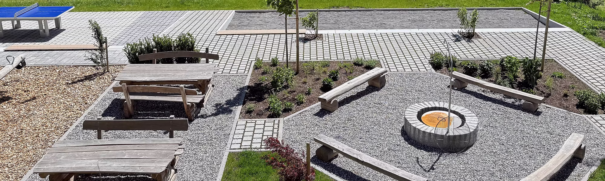 Outdoor Spielarea mit vielen Aktivitäten